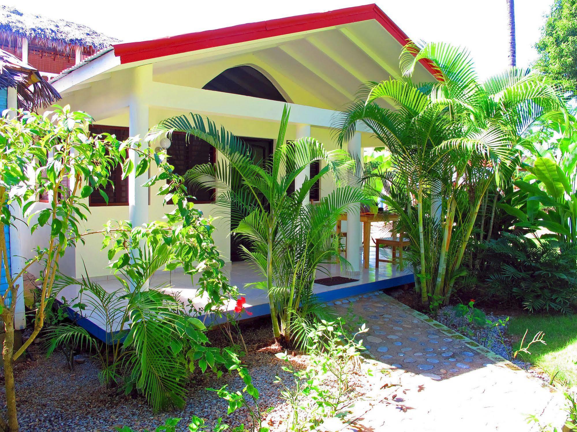 Bungalows Of Las Galeras Bagian luar foto