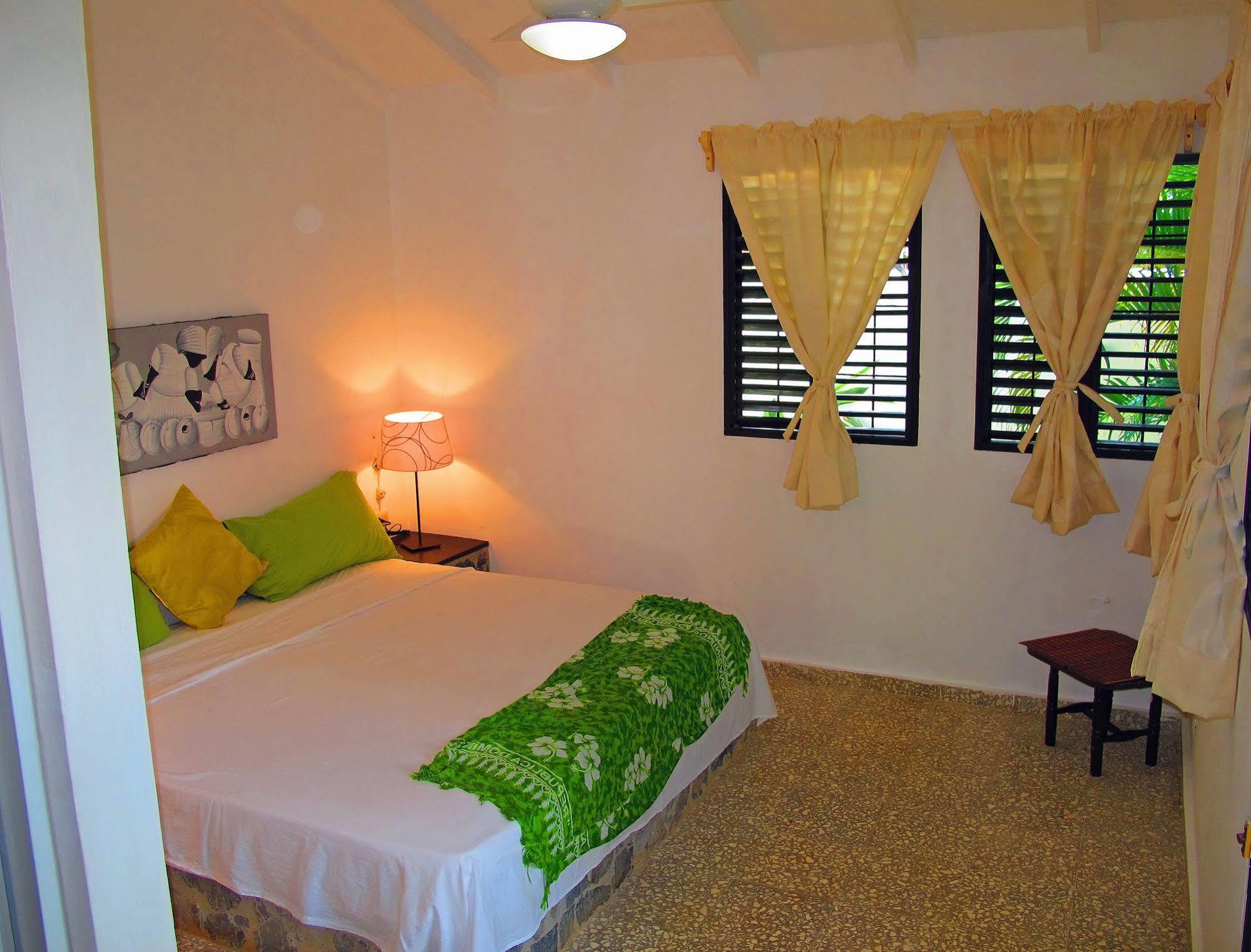 Bungalows Of Las Galeras Bagian luar foto
