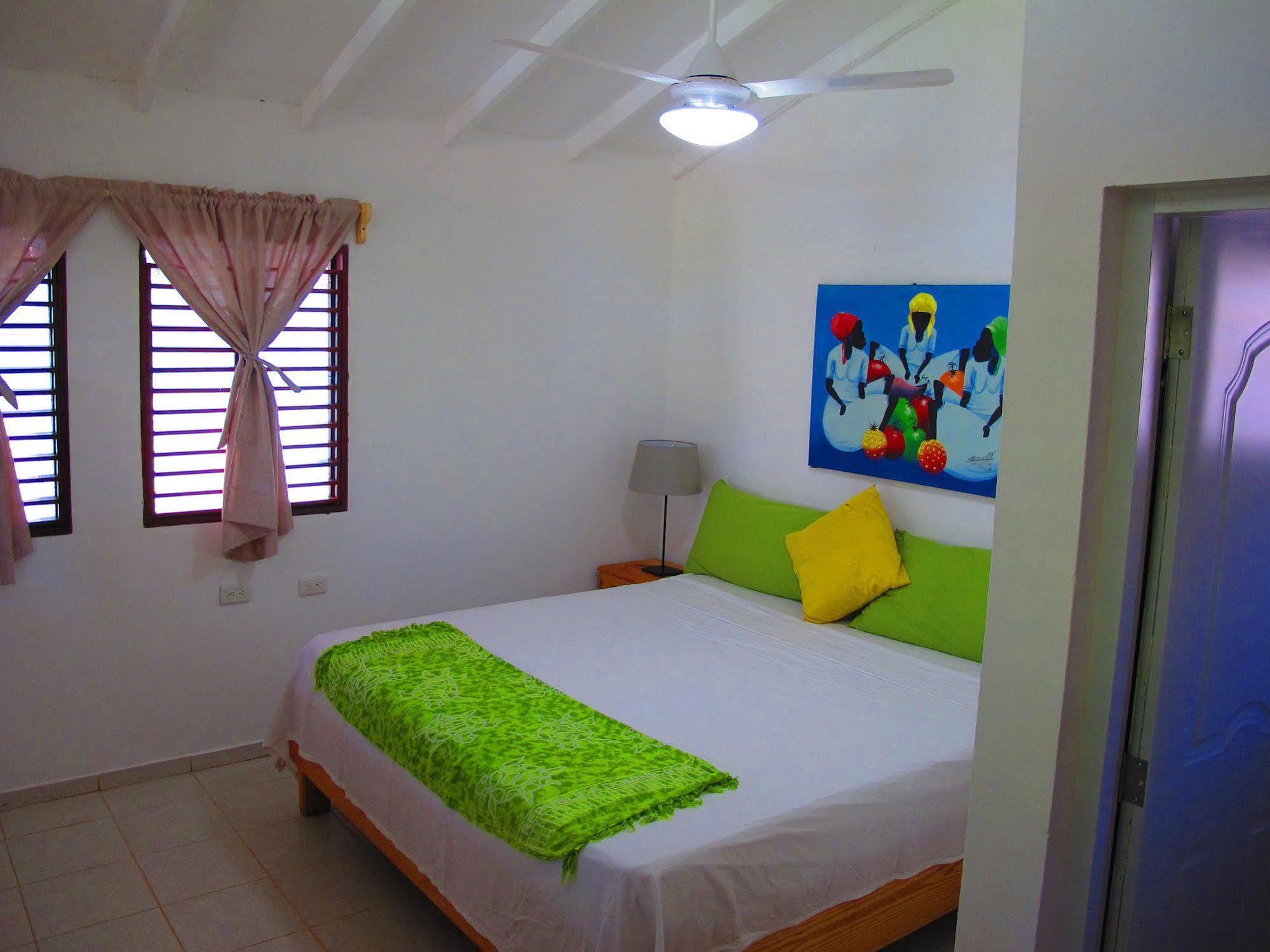 Bungalows Of Las Galeras Bagian luar foto